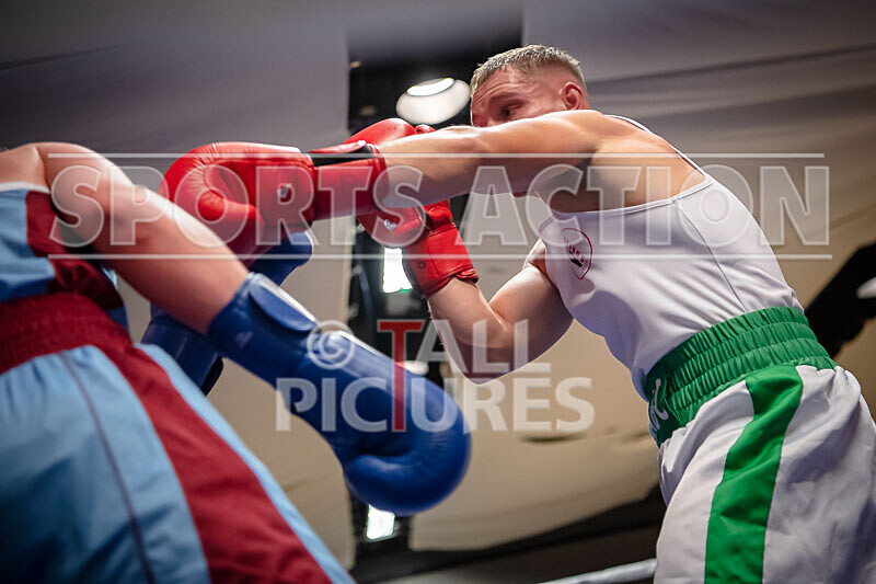 BOUT 11_Niall Adams v Blaine Lambert-44 - BOUT 11_Niall Adams v Blaine Lambert