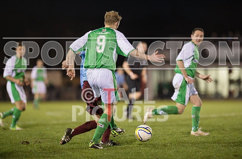 Guernsey FC v Horley Town-29 - GUERNSEY FC v HORLEY TOWN