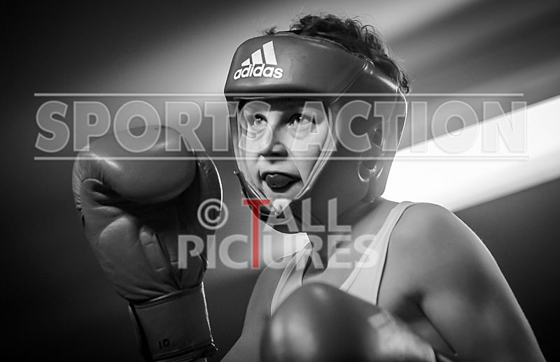 Bout - 1_Rory Sullivan v Oliver Killestien-4 - Bout - 1_Rory Sullivan v Oliver Killestien