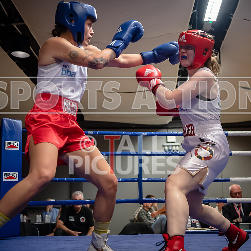 BOUT 4_Natalie Granger v Leanne Le Feuvre-8 - BOUT 4_Natalie Granger v Leanne Le Feuvre