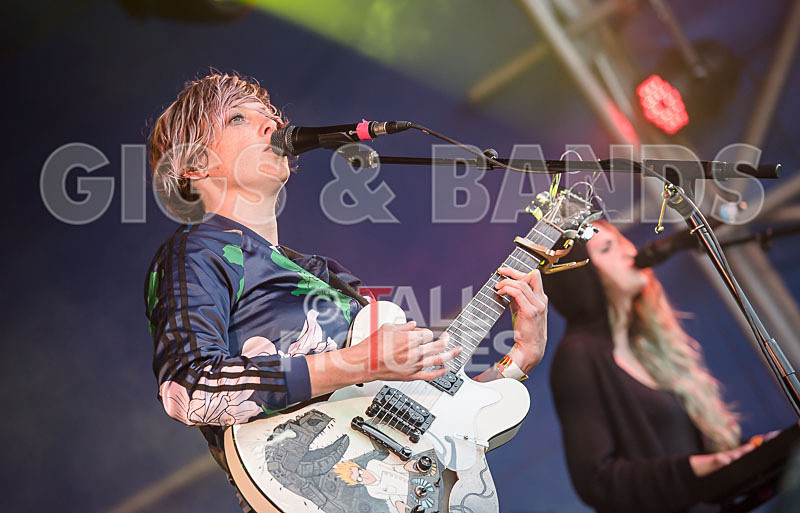 She Drew the Gun-15 - SHE DREW THE GUN