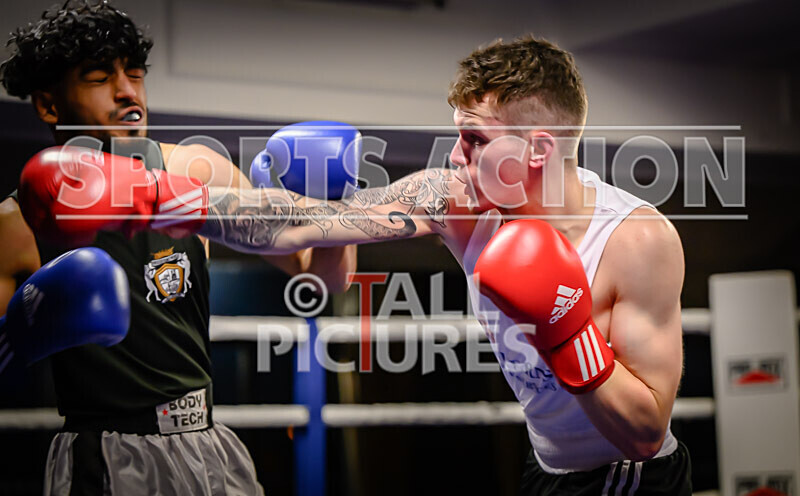 BOUT- 6 - Emile Prevel v Moin Khan-65 - BOUT: 6 - Emile Prevel v Moin Khan