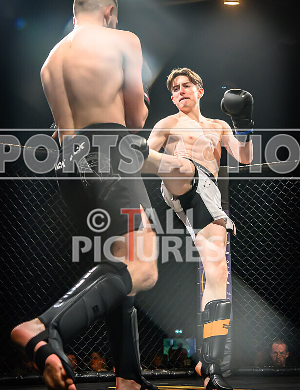 BOUT- 3 - Jack Migasuik v Hugo Birch-44 - BOUT: 3 - Jack Migasuik v Hugo Birch