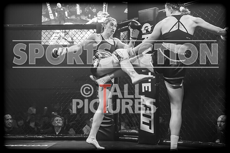 BOUT- 9 - Laura Douglas v Georgia Blumsom-55 - BOUT 9 - Laura Douglas v Georgia Blumsom