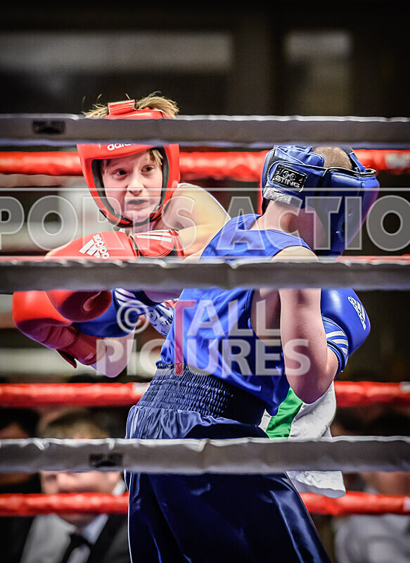 BOUT- 1 - Liam Duff v Jude Hudson-16 - BOUT: 1 - Liam Duff v Jude Hudson