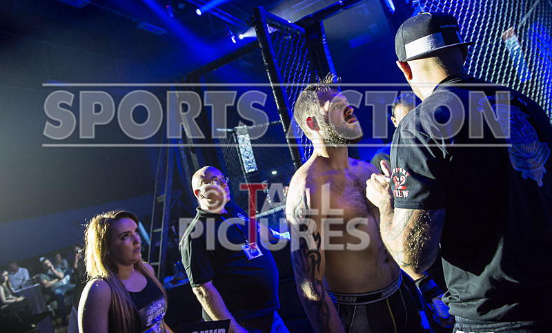 Chris Martin v Luke Riley-54 - BOUT 13