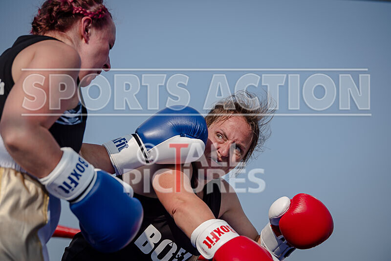 BOUT 5 - Emma -the Mentalist- Martin v Katie -the Lioness- Le Tissier- - BOUT 5 - Emma 'the Mentalist' Martin v Katie 'the Lioness' Le Tissier