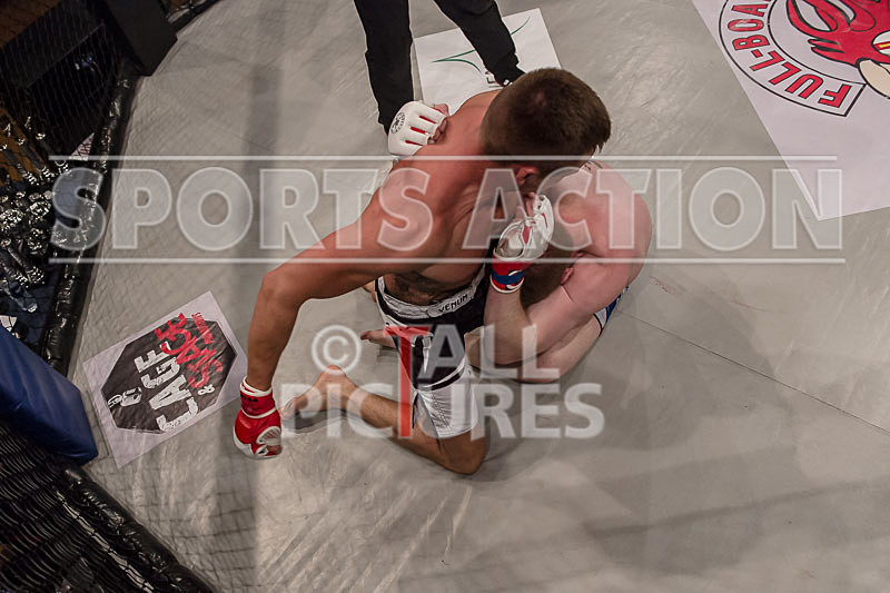 James Mapley v Chris Burton-15 - BOUT 14