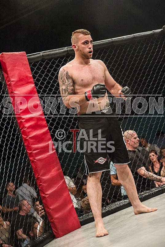 Cage Fighting_2012_Bout 11-24 - BOUT-11