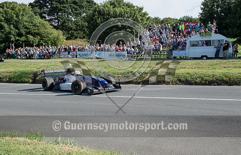 Guernsey National_2014_CAR-142 - GUERNSEY NATIONAL 2014 - CARS