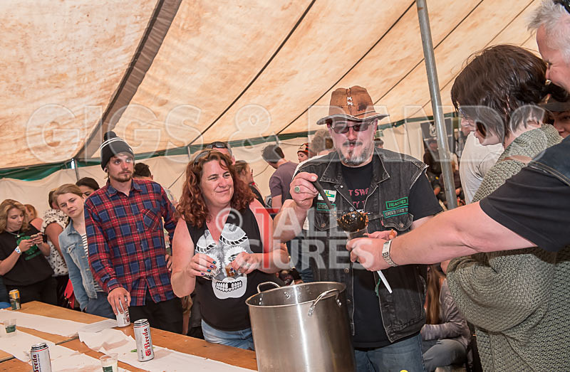 Chilli Eating_2015-36 - TRIKE, CHILLI & TUG OF WAR