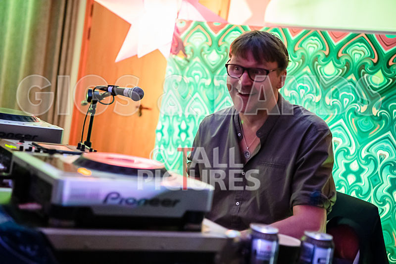 Duran Duerden-2 - THE PEACE TENT STAGE