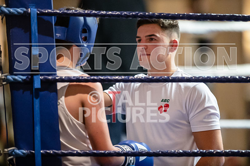 Sparring Bout-2_Brad Envoldsen v Ethan Le Moignan-5 - Sparring Bout-2_Brad Envoldsen v Ethan Le Moignan