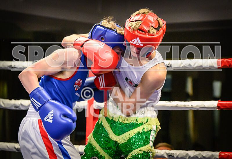 BOUT- 5 - Arnie Watson v Ryan Henry-16 - BOUT 5 - Arnie Watson v Ryan Henry
