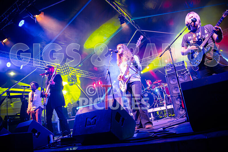 The Recks-988 - THE RECKS