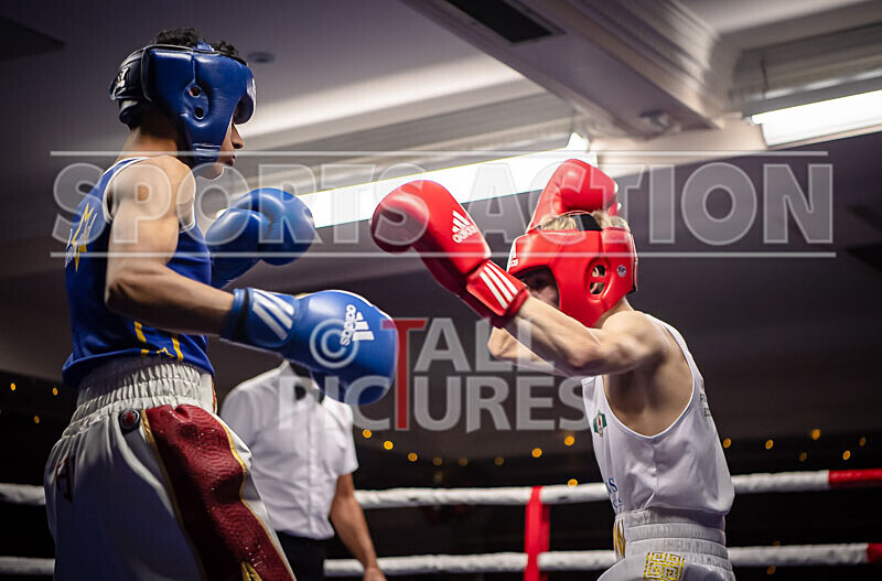 BOUT 1_Arnie Watson v Albie Mackenzie-12 - BOUT 1_Arnie Watson v Albie Mackenzie