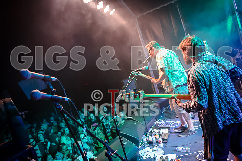 Honest Crooks-225 - HONEST CROOKS