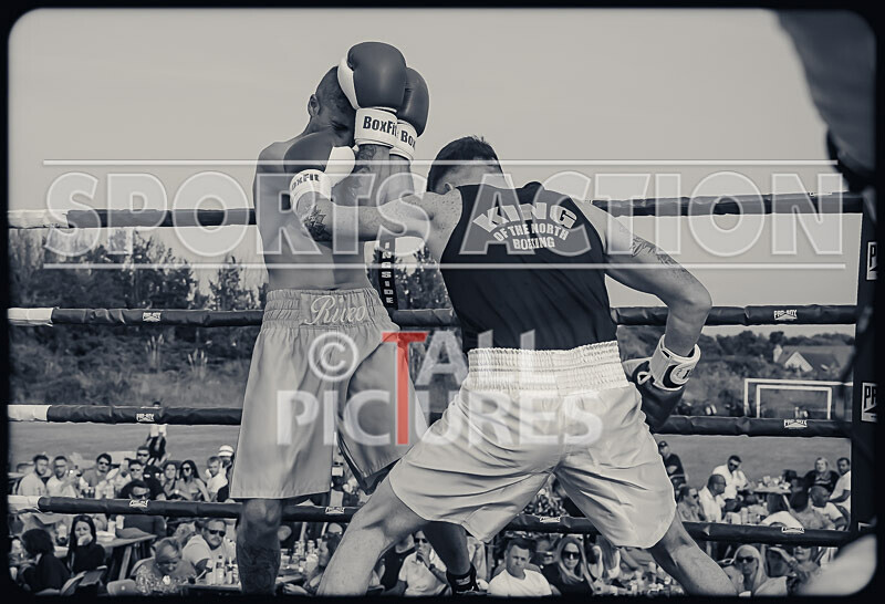 BOUT 11 - Raging Bull Jay Rive v Reece the Bomber Blondel-22 - BOUT 11 - 'Raging Bull' Jay Rive v Reece 'the Bomber' Blondel