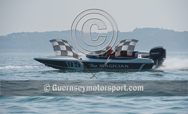 Powerboat_2011_Round-1-62 - ROUND-1 NORTH BEACH OUTER