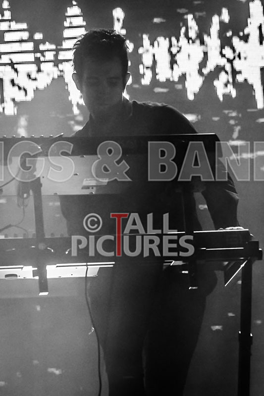 Pendulum Live-37 - PENDULUM LIVE