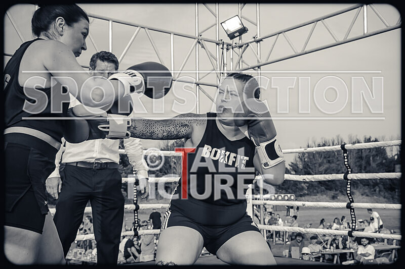 BOUT 10 - Ebony the Mallet Mollet v Lauren Thunder Damage Hallet-9 - BOUT 10 - Ebony 'the Mallet' Mollet v Lauren ' Thunder Damage' Hallet