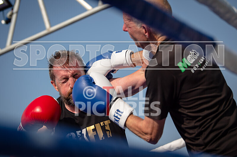 BOUT 2 - Steve -The Stoat- Ozanne v Alan -Dinosaur- Donaldson-42 - BOUT 2 - Steve 'The Stoat' Ozanne v Alan 'Dinosaur' Donaldson