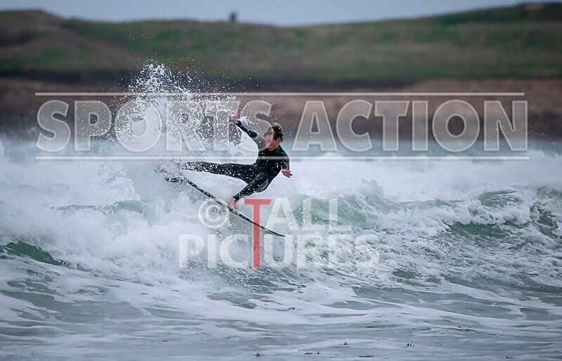 Surfing_01-11-2020-151 - SURFING AT VAZON BAY GUERNSEY
