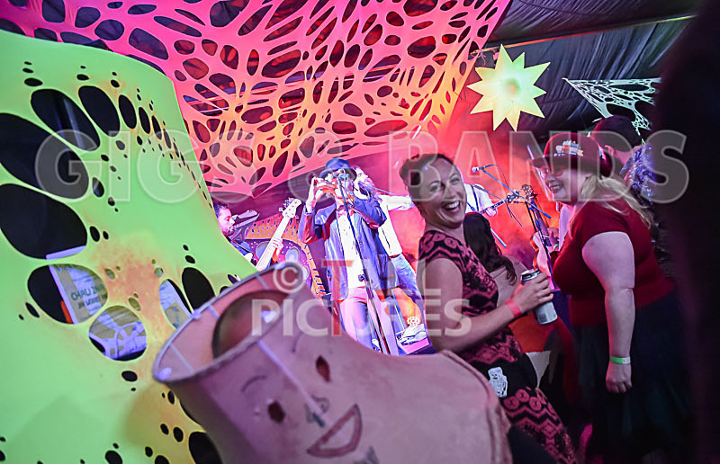 Chaos Voodoo 13_SCENE-20 - CHAOS VOODOO 13_THE SCENE