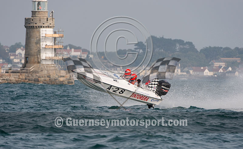 Worlds Powerboats_2014_Race-2-47 - UIM CLASS 3A & 3B WORLD OFFSHORE CHAMPIONSHIP_RACE-2