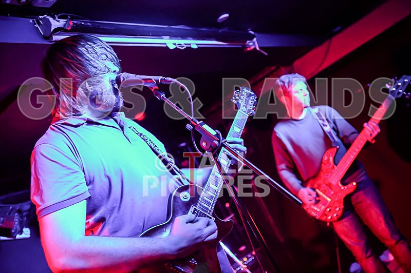 The Deadbeats-57 - THE DEADBEATS