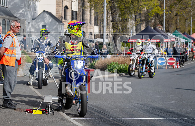 GMCCC Hill Climb_18-04-2022_The Pits-8 - AROUND THE PITS......