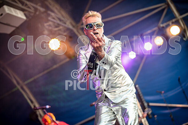 The Sacred Hearts-101 - THE SACRED HEARTS