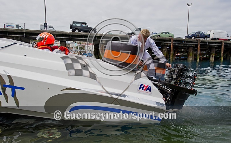 Guernsey Powerboat Racing_24-07-11-4 - ROUND-6 FERMAIN COURSE