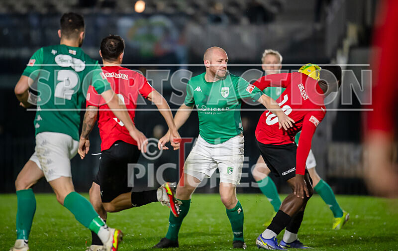 GFC v Bracknell Town_17-11-2021-20 - GUERNSEY FC v BRACKNELL TOWN