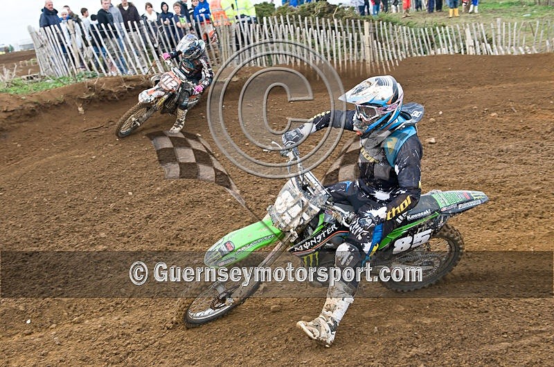 Moto-X_06-11-10-202 - MOTO-X_06-11-2010