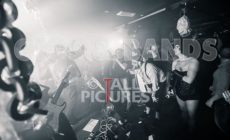 Halloween Gig 2017-27 - HALLOWEEN PARTY AT THE TAV 2017 - THE FUN