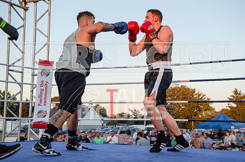 BOUT-13- Luke Skovronek v Jonny JB Burnard-23 - BOUT-13 Luke Skovronek v Jonny 'JB' Burnard