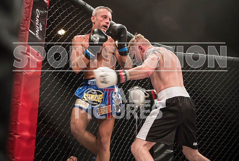 Marcin Wilinski v Dave Fairbrother-12 - BOUT 2 Marcin Wilinski v Dave Fairbrother