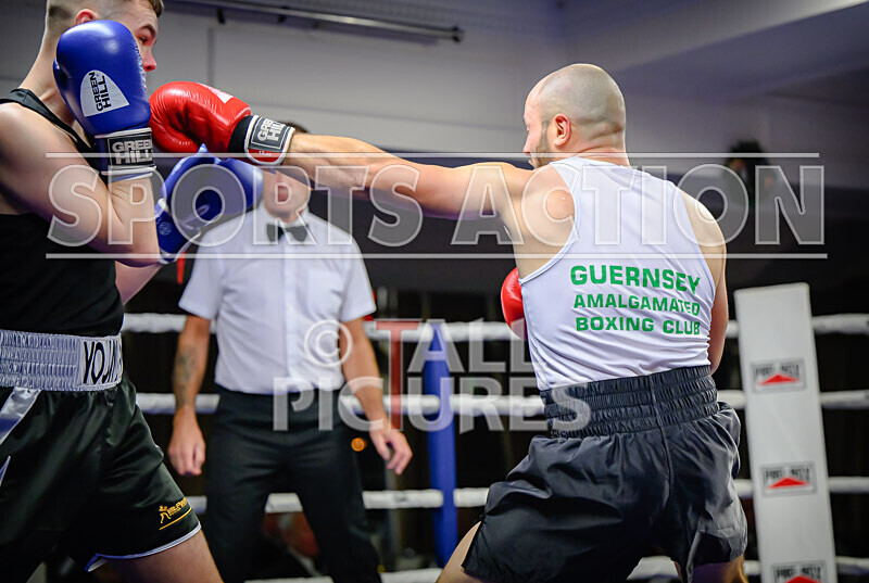 BOUT- 8_Ruslan Gogercaks v Jack Young-45 - BOUT: 8_Ruslan Gogercaks v Jack Young