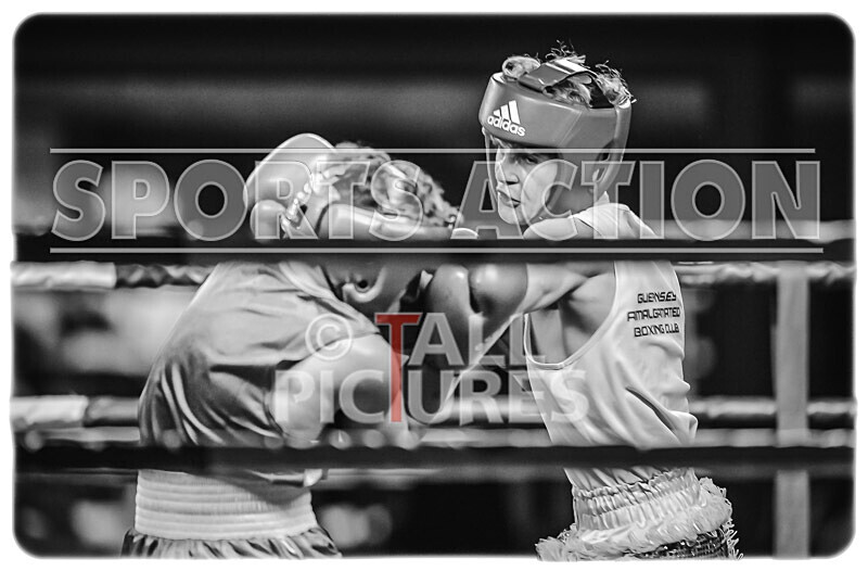 BOUT 3- Arnie Watson v Arthur Tipping-14 - BOUT 3 - Arnie Watson v Arthur Tipping