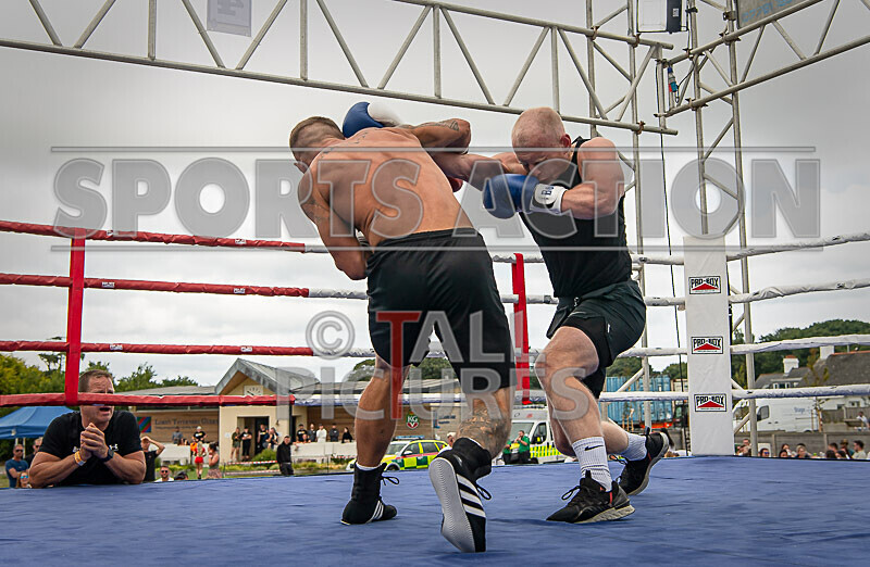BOUT 6- Jason Danger Mouse Enticott v Martin the Granite Man Savident- - BOUT 6- Jason 'Danger Mouse' Enticott v Martin 'the Granite Man' Savident