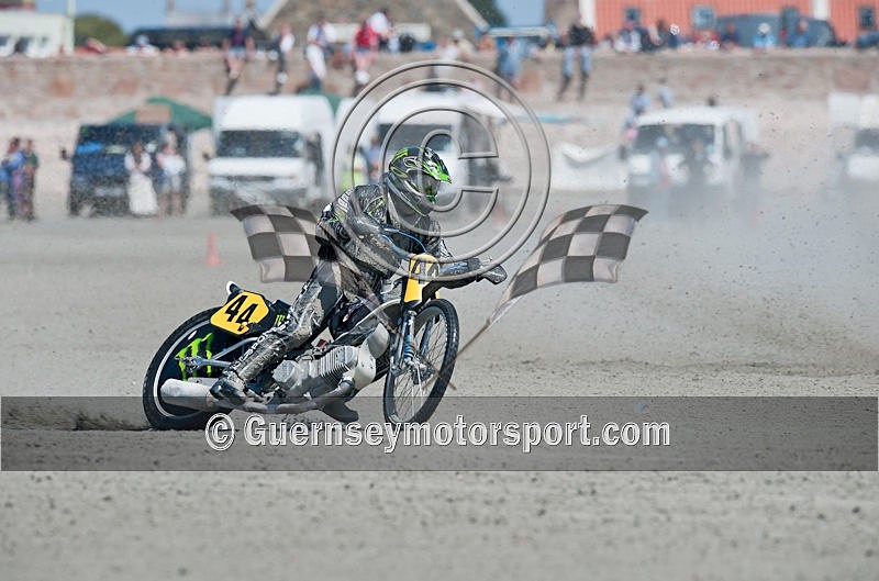 Sand Ace_2010-125 - SAND ACE 2010