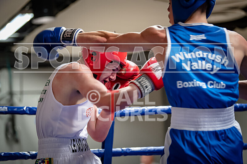 BOUT 5 - Ethan Le Moignan v Yoan Slaveykov-14 - BOUT 5 - Ethan Le Moignan v Yoan Slaveykov
