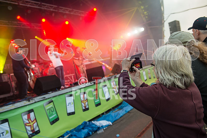 Buffalo Huddleston-199 - BUFFALO HUDDLESTON