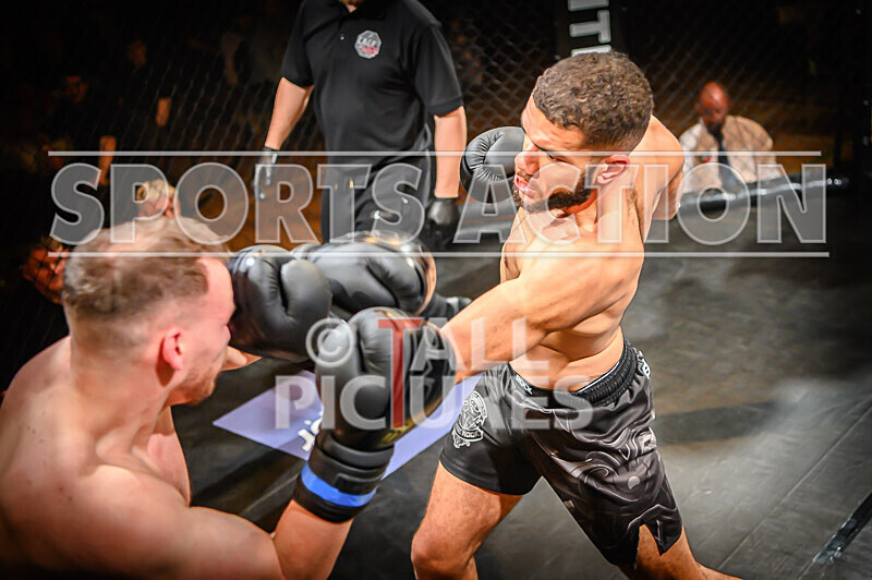 BOUT- 2 - Dom Boyce v Dom Simon-22 - BOUT 2 - Dom Boyce v Dom Simon