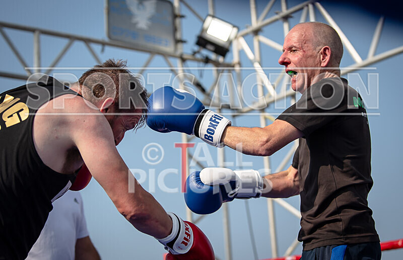 BOUT 2 - Steve -The Stoat- Ozanne v Alan -Dinosaur- Donaldson-21 - BOUT 2 - Steve 'The Stoat' Ozanne v Alan 'Dinosaur' Donaldson