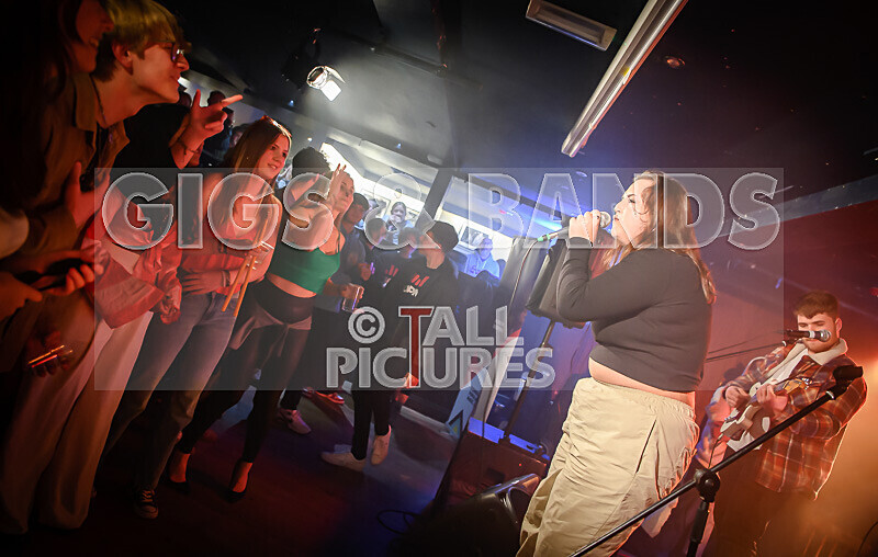 Meenas Weenaz-16 - MEENA'S WEENAZ