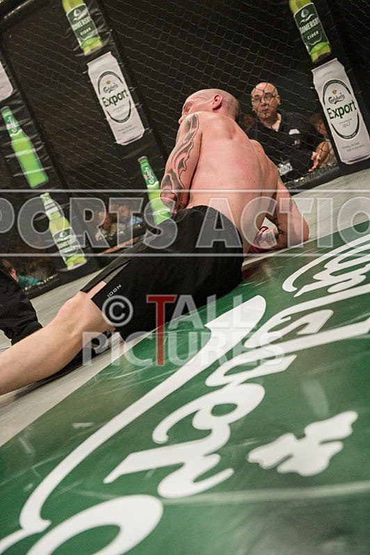 Lock-in Guernsey_2013_Bout-3-30 - BOUT-3