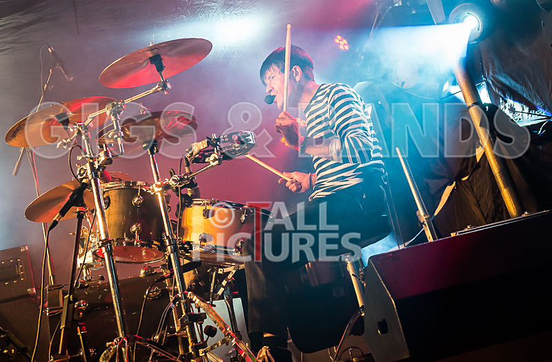 The Electric Shakes-111 - THE ELECTRIC SHAKES