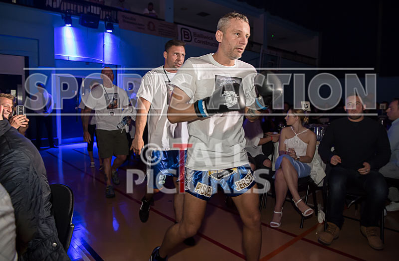 Marcin Wilinski v Dave Fairbrother-2 - BOUT 2 Marcin Wilinski v Dave Fairbrother